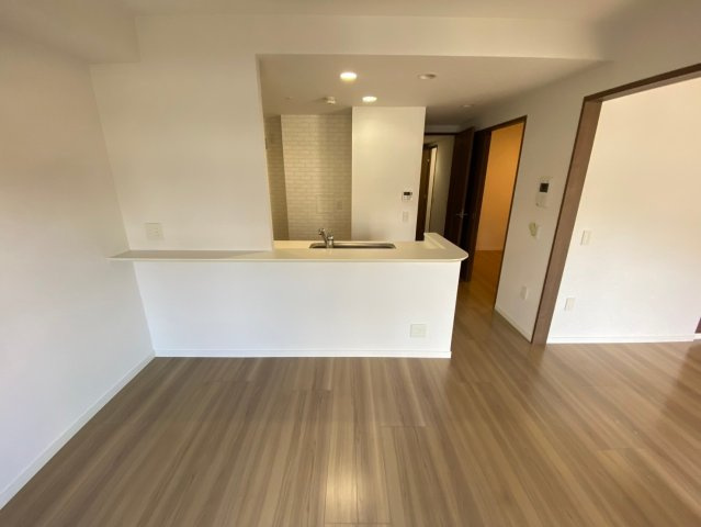 ヴェルディーク荒子川公園のダイニング|食事ができるスペースを確保し家族みんなで楽しい食事の時間を過ごせます♪