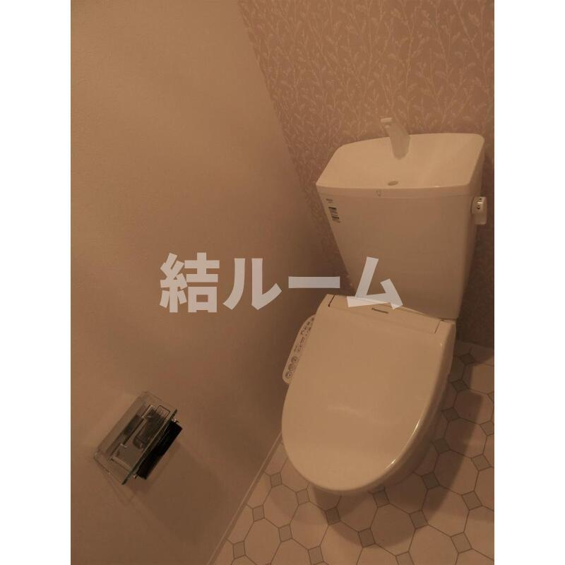 北区赤羽北１丁目の賃貸マンションのトイレ