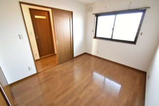 【内装】 | フローラルコート