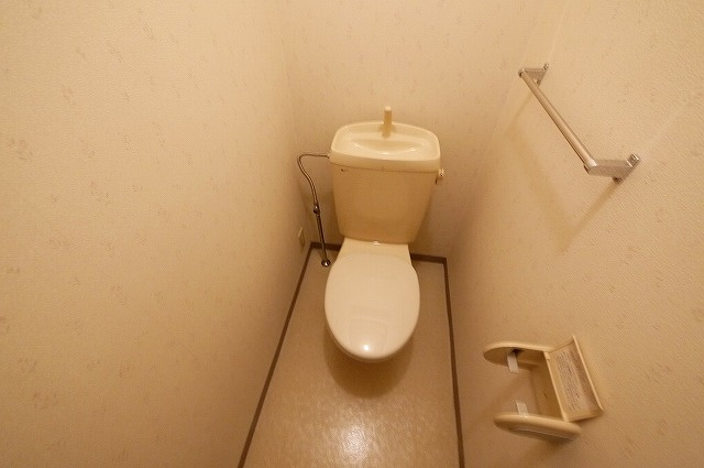 サニーハウスタムラのトイレ|シンプルで使いやすいトイレです