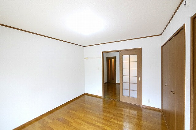 サニーハウスタムラの寝室|ゆとりの広さです