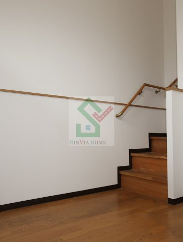 カルフール上宿の居間・リビング