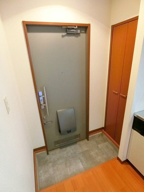 クレールメゾンの玄関|★広めの玄関スペース★
