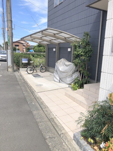 サンクレスタのその他共用部分|屋根付き駐輪場
