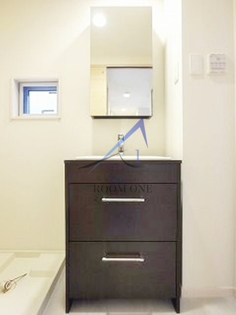 リブリ・HIDE Iの洗面所|独立洗面台です。