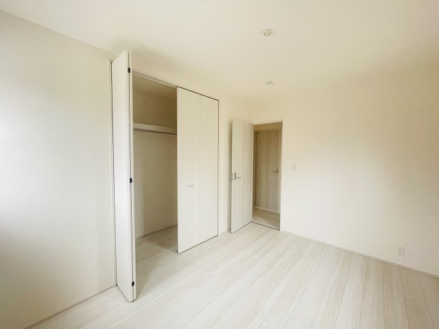 【寝室】 | 寄居町富田　LiveleGarden.s　新築戸建　全2棟　2号棟