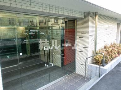 豊島区池袋３丁目の賃貸マンションのエントランス