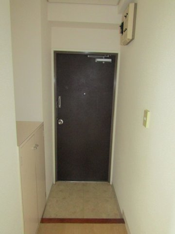 DRホームズ三鷹Ⅱの玄関|※他の部屋の参考写真です。