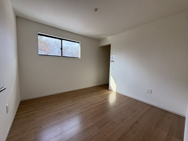 【子供部屋】 | 福岡市南区中尾2丁目4期　2号棟（全2棟）【仲介手数料無料・0円】 | 施工例。施工例は完成時と異なる場合があります。