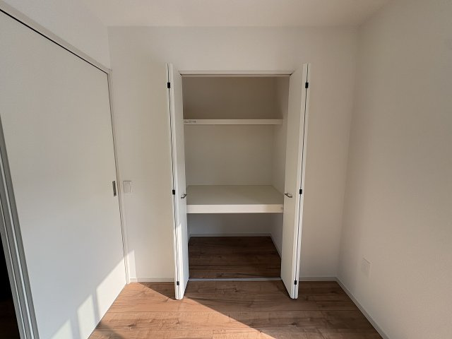 【収納】 | 福岡市南区中尾2丁目4期　2号棟（全2棟）【仲介手数料無料・0円】 | 施工例。施工例は完成時と異なる場合があります。