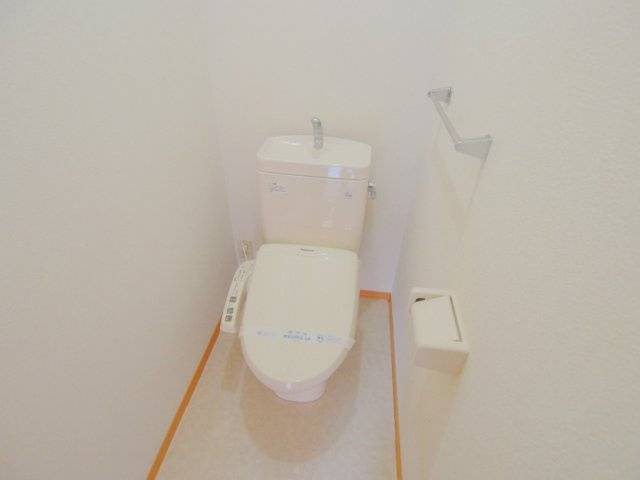 ラフィネ安芸弐番館のトイレ