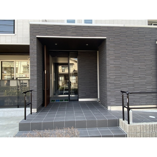 Ｇｒａｎｄ　Ｈｉｌｌｓのエントランス|毎日通るエントランスはこのようになっています