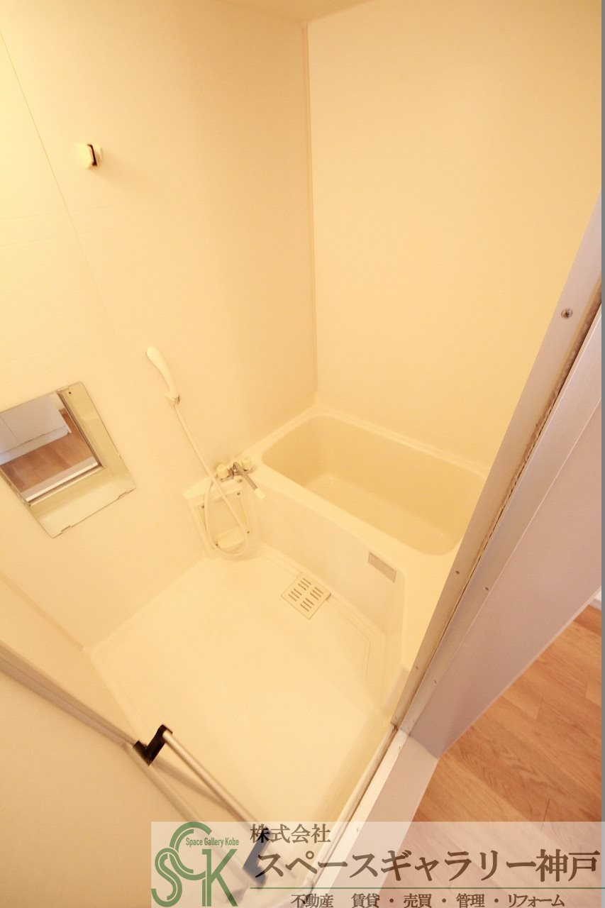 ロイヤルコート南別府の浴室|※お部屋により仕様が異なる場合があります※