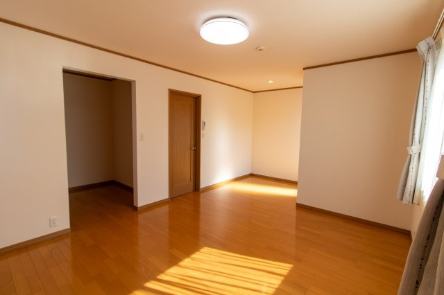 【寝室】の画像