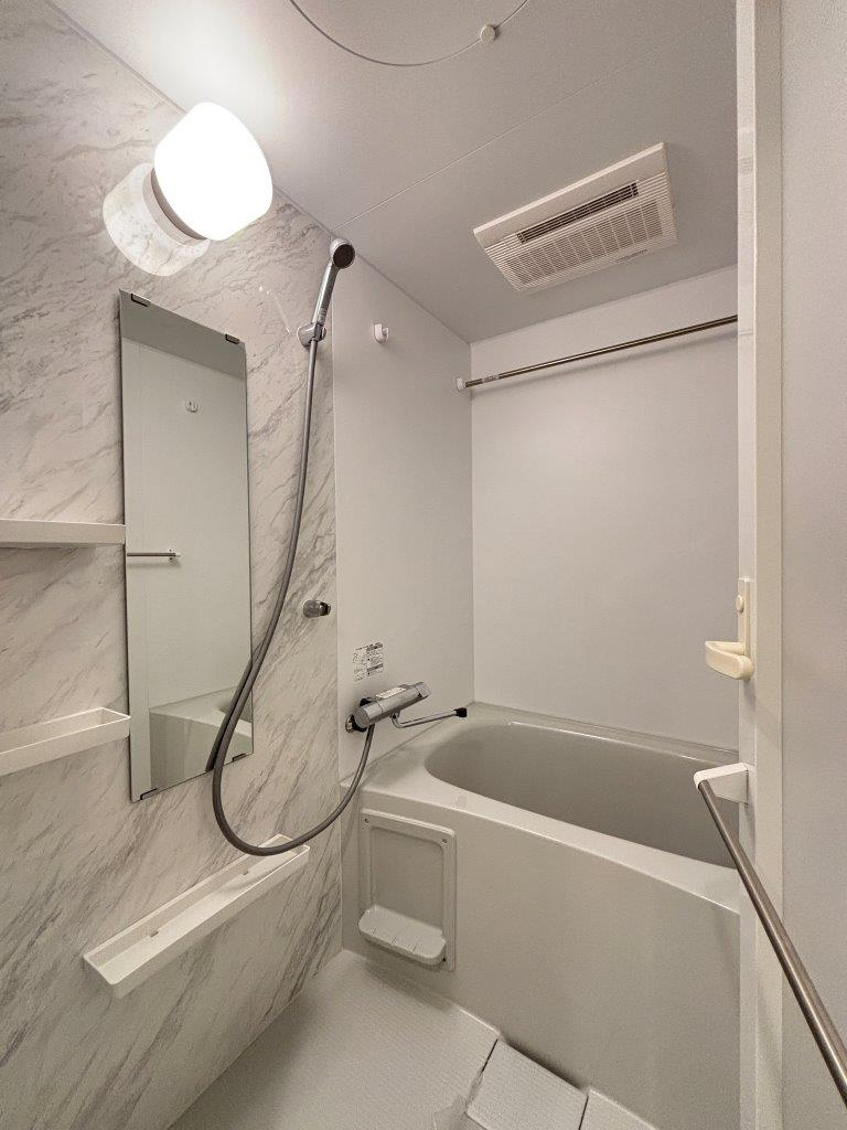 ルフォンリヴェント杉並永福の浴室