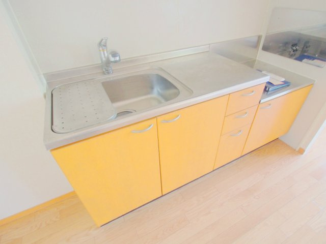 ラフィネ安芸弐番館のキッチン