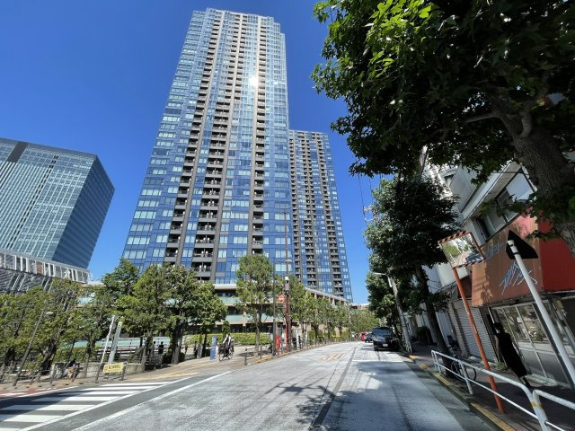 大崎ウエストシティタワーズの外観