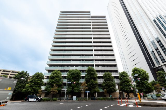 ザ・パークハウス新宿タワーの外観