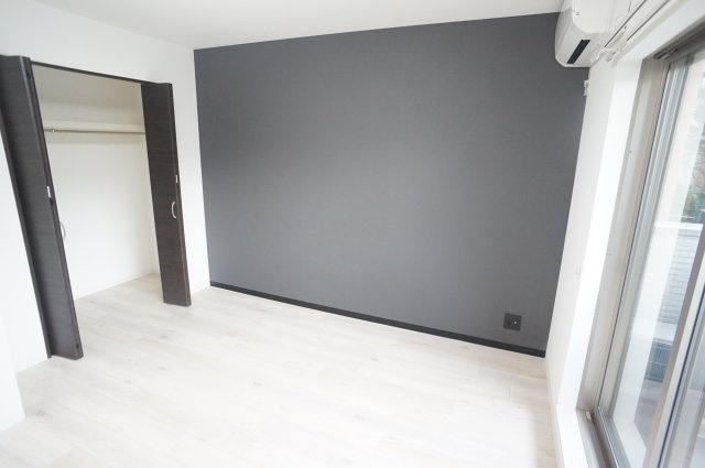 クレアモントヒルズ宝塚の寝室