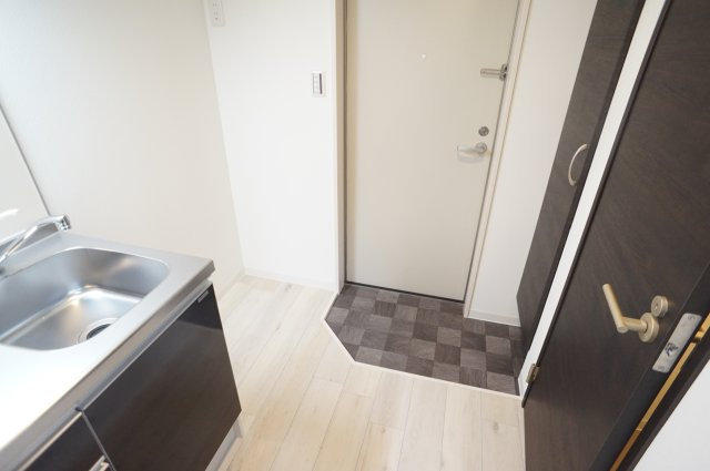 クレアモントヒルズ宝塚の玄関