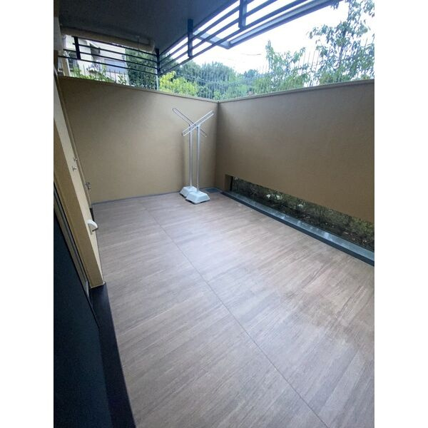 エステムコート京都紫野のバルコニー