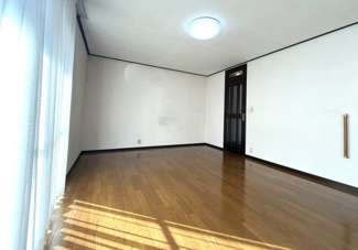 【居間・リビング】 | さいたま市西区水判土　中古戸建