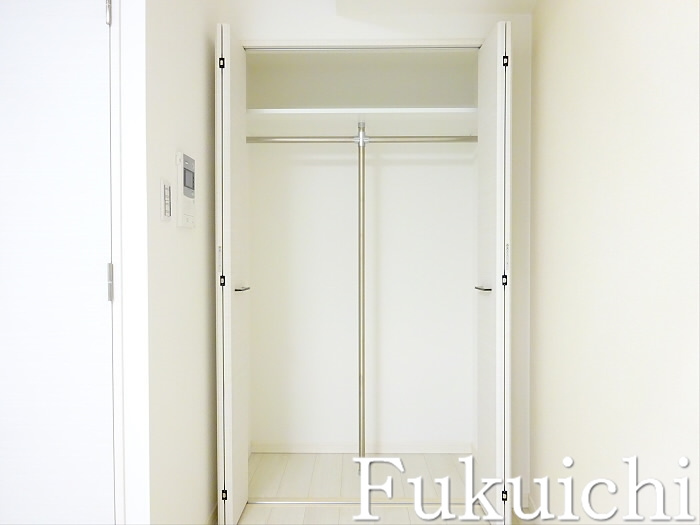 ディアレイシャス都立大駅前の収納