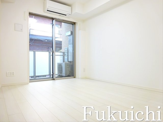 ディアレイシャス都立大駅前の寝室