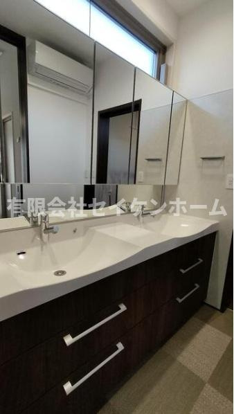 高崎市山田町　中古住宅（積水ハウス施工）の洗面所