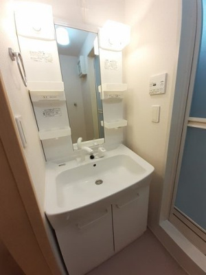 【洗面所】 | ストロベリーガーデンＢ