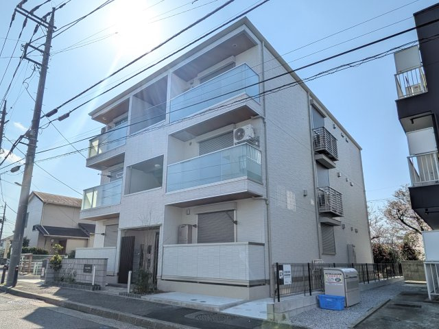 D Paina 菅北浦の外観
