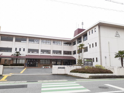 【周辺】 | プラシードＮ | 愛荘町秦荘西小学校まで680m