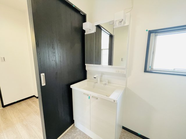 【独立洗面台】 | 大里郡寄居町第5期　ワイウッドコート　新築戸建　全4区画　3号棟
