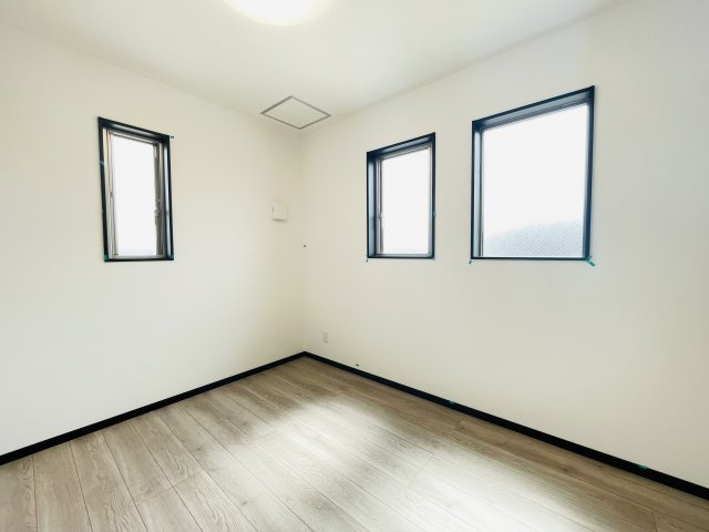 【洋室】 | 大里郡寄居町第5期　ワイウッドコート　新築戸建　全4区画　3号棟