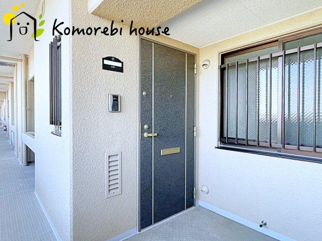 ルネ・グランテラスの玄関|毎日通る玄関はこちらです