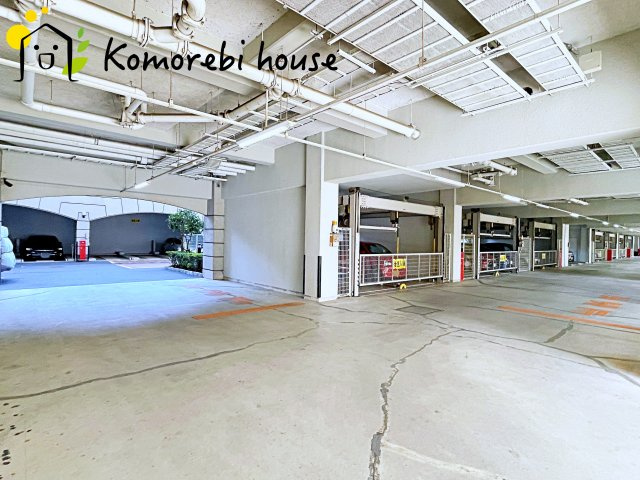 ルネ・グランテラスの駐車場|駐車場です