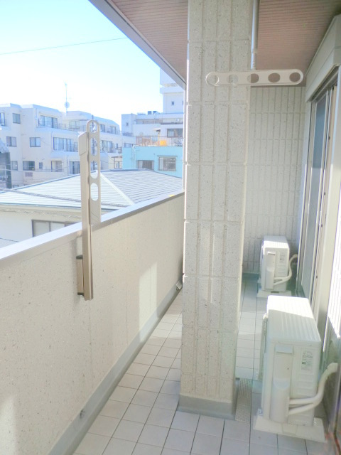 ガーデン　カメリアのバルコニー