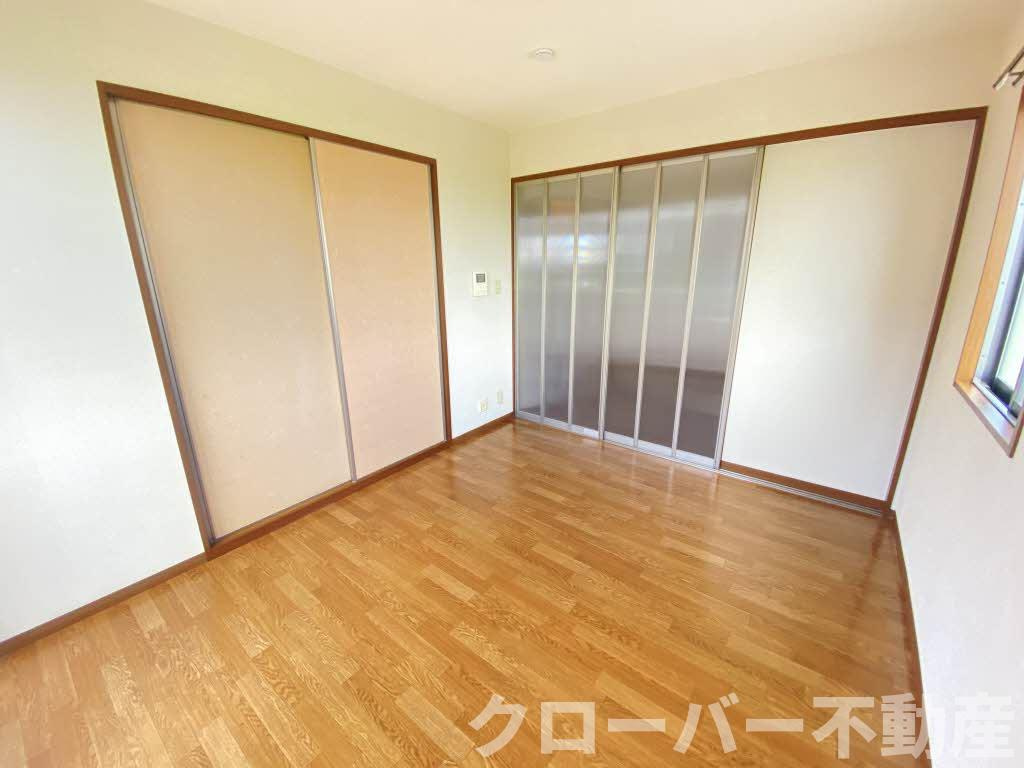 グランシードK Ⅱ棟の居間・リビング