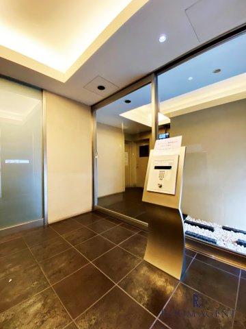 パルティール城西のエントランス