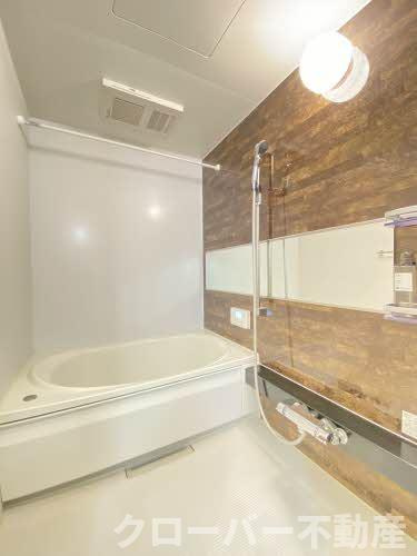 シャーメゾン中府の浴室