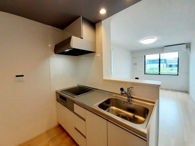 【キッチン】 | ポローニアＥ