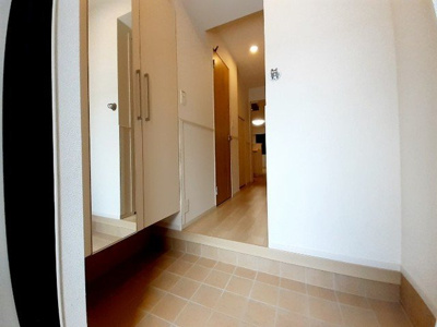 【玄関】 | ポローニアＥ