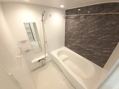 【浴室】 | アリス・カミーノＢ