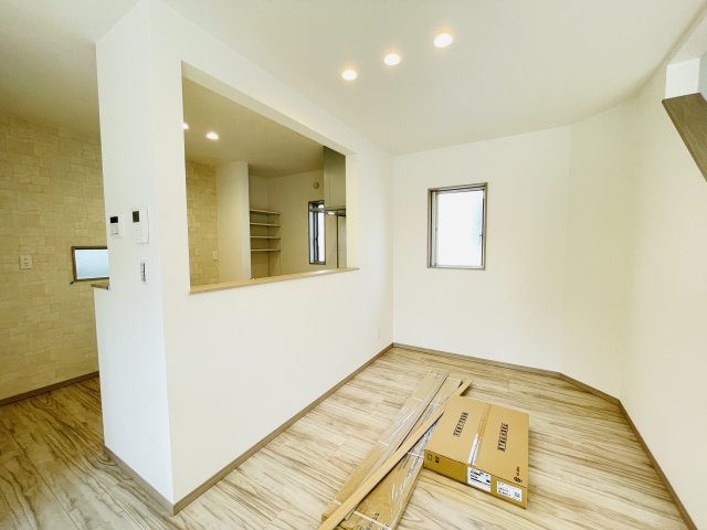 【居間・リビング】 | 大里郡寄居町第5期　ワイウッドコート　新築戸建　全4区画　4号棟