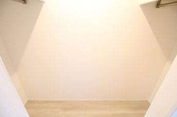 【収納】 | 103 ウォークインクローゼット