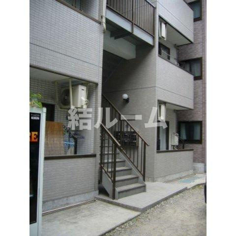 板橋区仲宿の賃貸マンションのエントランス
