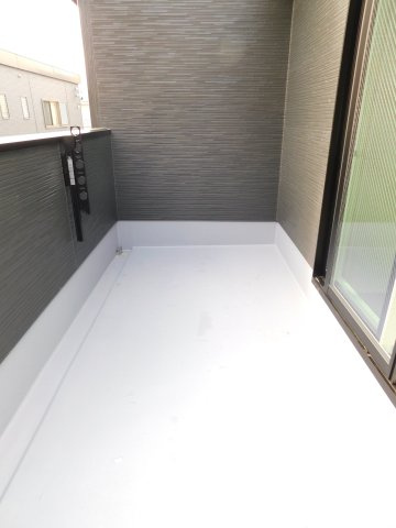 名古屋市中川区江松５丁目の新築一戸建のバルコニー|◇バルコニー◇　　南面で陽当り良好なワイドバルコニー♪