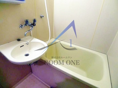 第１０ナトリビルの浴室|お風呂です。