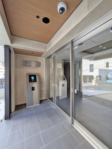 福岡市中央区平尾３丁目の賃貸マンションのエントランス