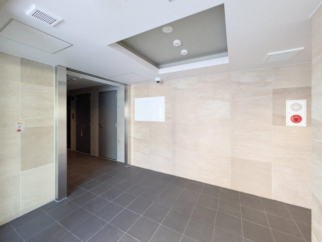 福岡市中央区平尾３丁目の賃貸マンションのロビー